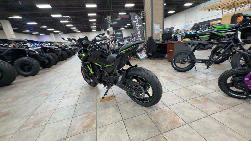 Used 2022 Kawasaki Z650 Image 6