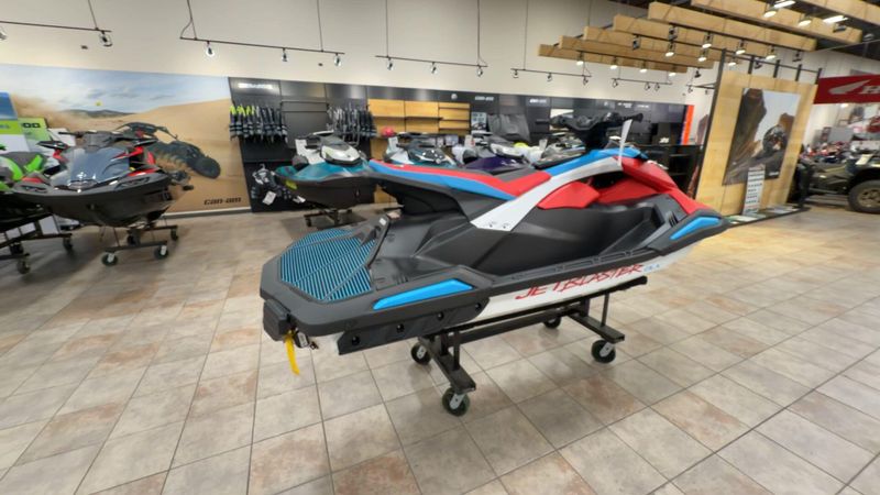 New 2025 Yamaha JETBLASTER DLX (3UP) Image 9