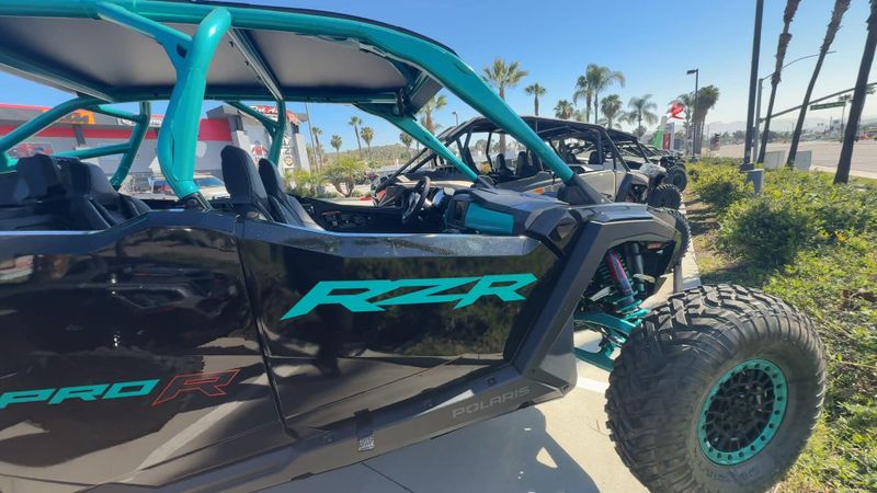 New 2025 Polaris RZR PRO R 4 ULTIMATE Image 2