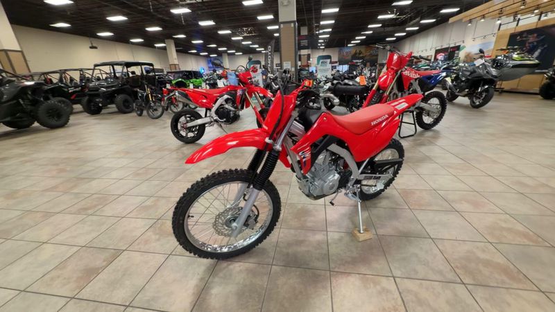 New 2027 Honda CRF125F BIG WHEEL Image 5
