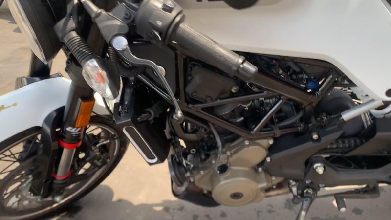 Used 2023 Husqvarna Svartpilen 401 Image 9