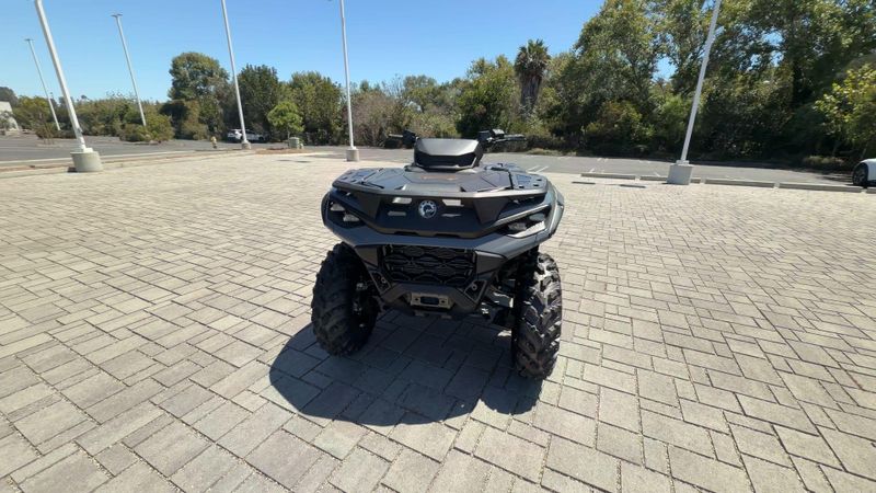 New 2026 Can-Am OUTLANDER DPS 850 Image 4
