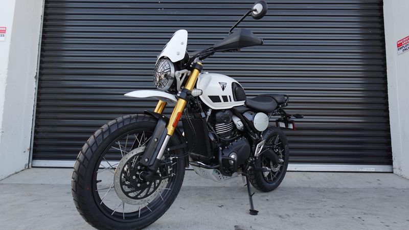New 2026 Triumph Scrambler 400 XC 