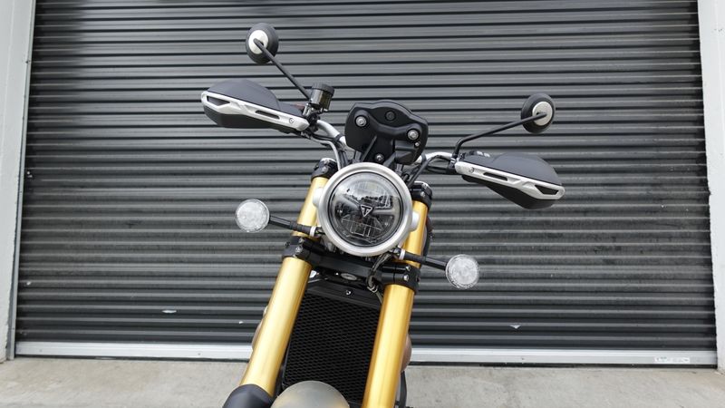 New 2025 Triumph Scrambler 1200 XE 