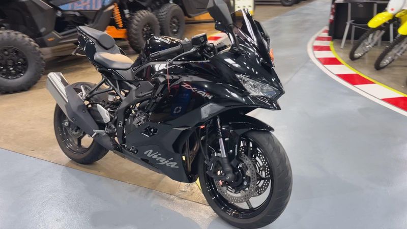 Used 2024 Kawasaki Ninja ZX-4R ABS Image 6