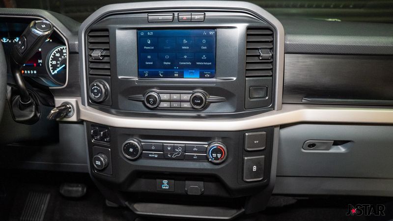 2022 Ford F-150 XLT photo 7