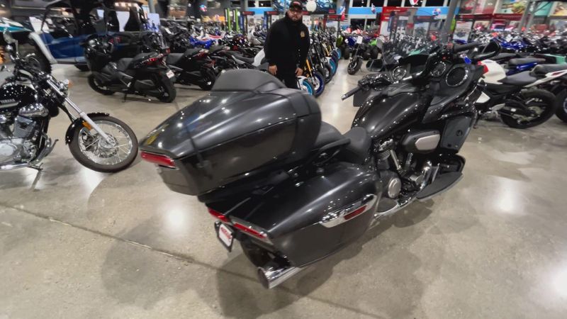 Used 2018 Yamaha Star Venture Image 8