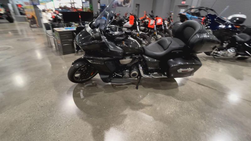 Used 2018 Yamaha Star Venture Image 5