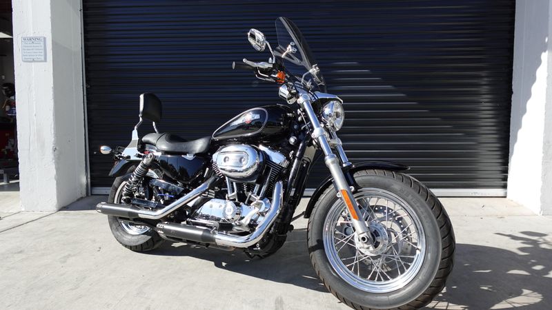 Used 2017 Harley-Davidson Sportster 1200 Custom 