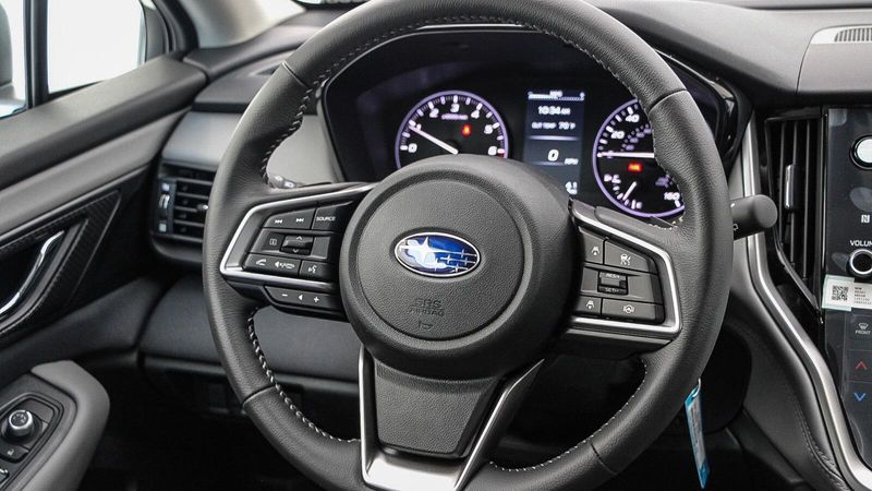 2025 Subaru Outback PremiumImage 17