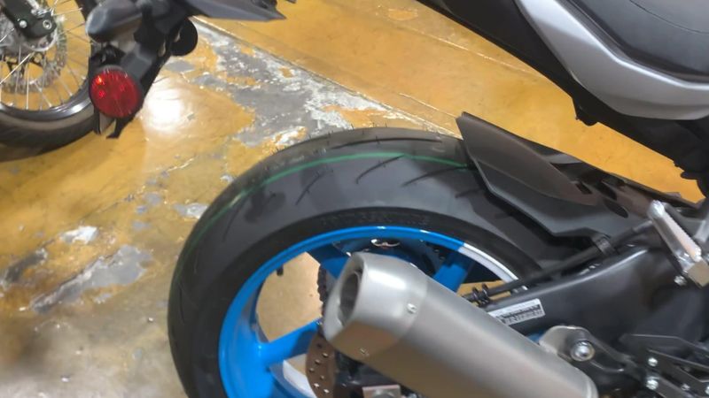 New 2025 Yamaha MT-10 Image 5