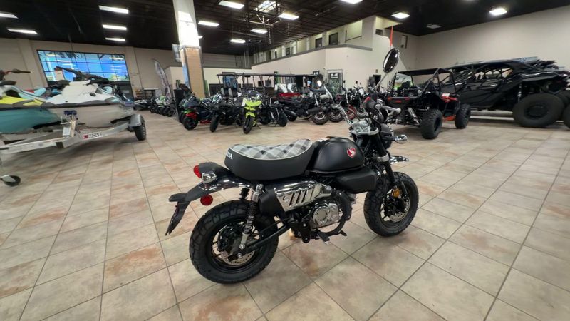 New 2026 Honda MONKEY ABS Image 9