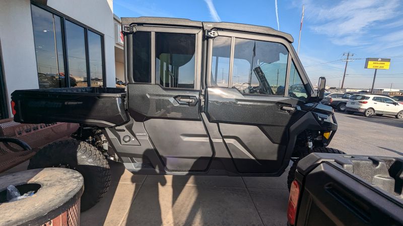 2025 Can-Am DEFENDER MAX LONE STAR CAB HD10 STEALTH BLACKImage 6