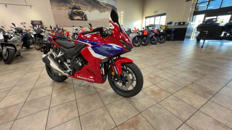 New 2025 Honda CBR500R ABS Image 4