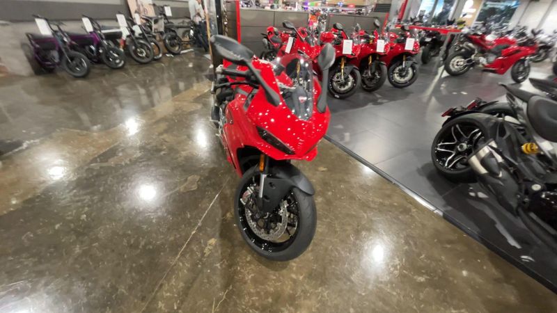 New 2026 Ducati PANIGALE V2 896 Image 2
