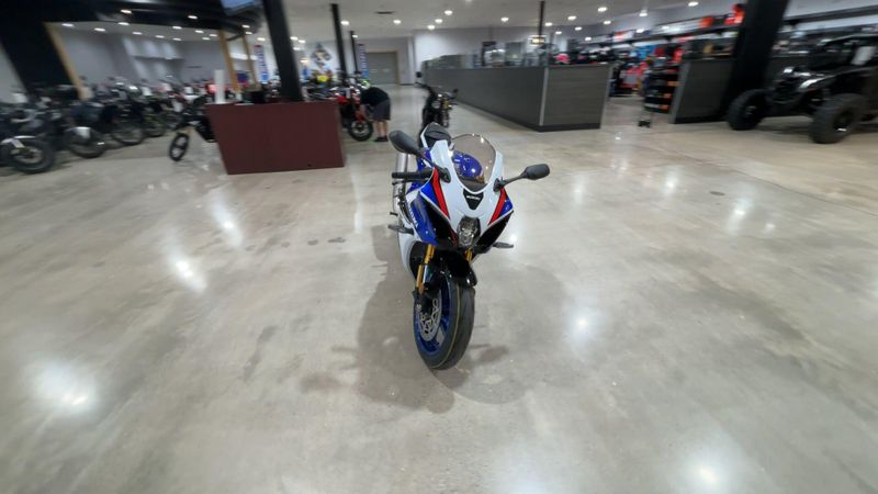 New 2027 Suzuki GSX-R1000R 40TH ANNIVERSARY EDITION Image 7