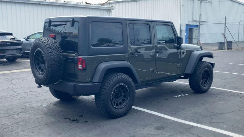 Used 2015 Jeep Wrangler Unlimited SportImage 9