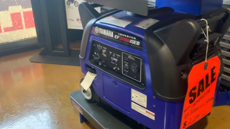 2021 Yamaha EF30ISEBZ  in a TEAM YAMAHA BLUE exterior color. Del Amo Motorsports of Long Beach (562) 362-3160 delamomotorsports.com 