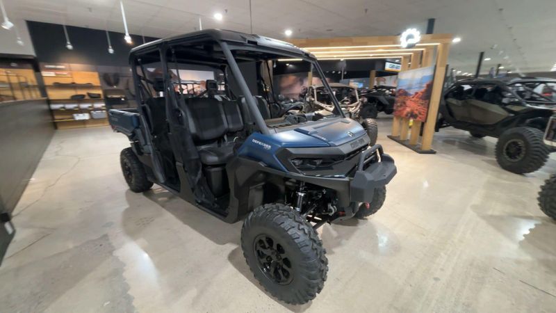 New 2026 Can-Am DEFENDER MAX XT HD11 WITH 10.25 IN. INFOTAINMENT Image 9