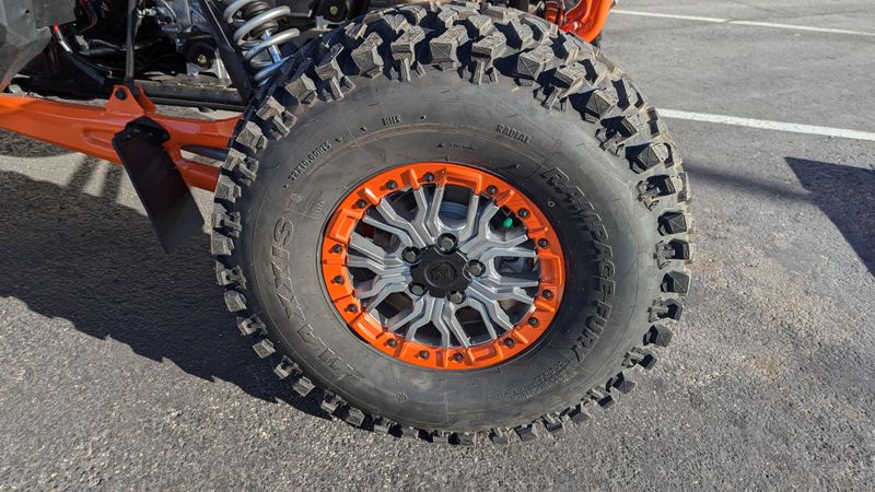 2025 Polaris RZR PRO R 4 FACTORY ARMORED LIMITED EDITION ORANGE BURSTMATTE MARMALADE ORANGEImage 24