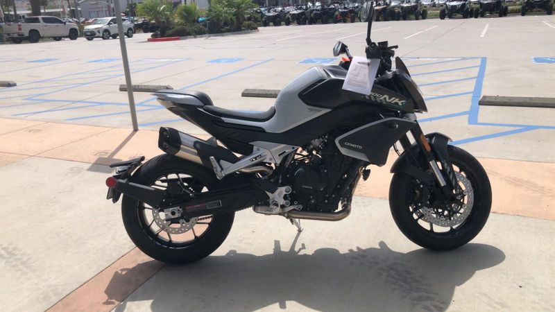 New 2026 CFMOTO 800NK Image 5