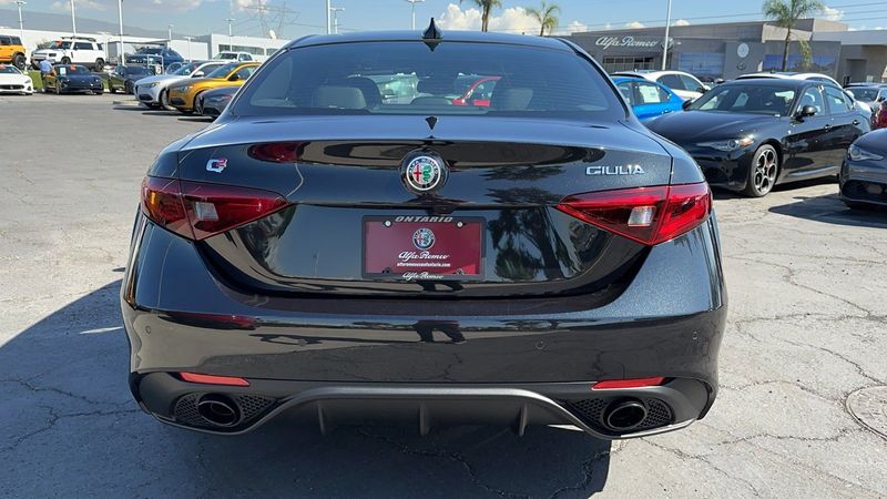 2023 Alfa Romeo Giulia Veloce RwdImage 5