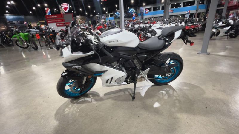 New 2025 CFMOTO 675SS Image 5