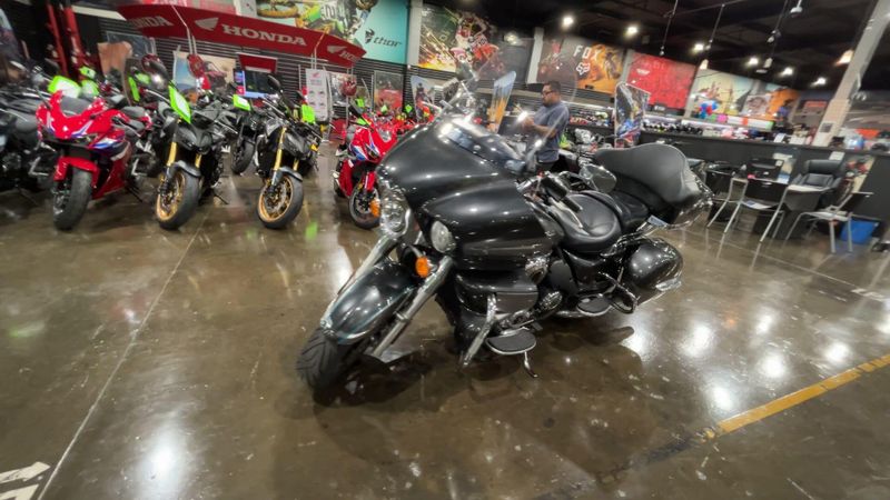 Used 2024 Kawasaki VULCAN 1700 VOYAGER Image 4