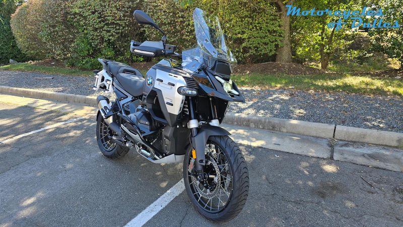 2025 BMW R1300GS Adventure Image 3