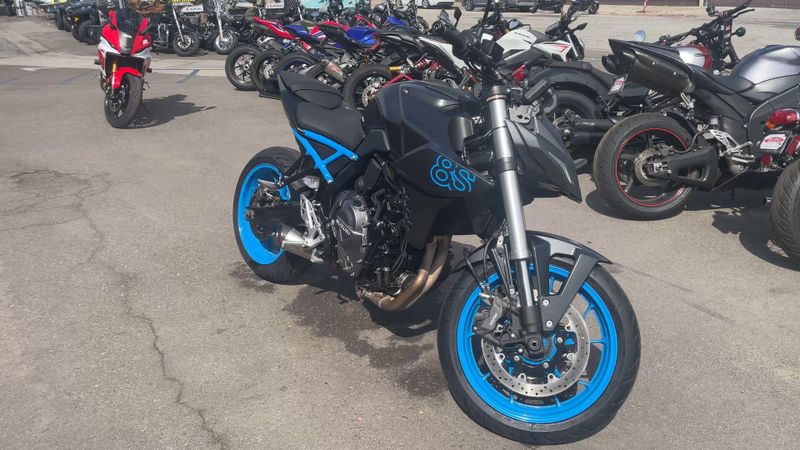 Used 2024 Suzuki GSX-8S CA Image 5
