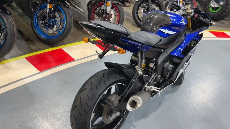 Used 2013 Yamaha YZFR6 Image 3