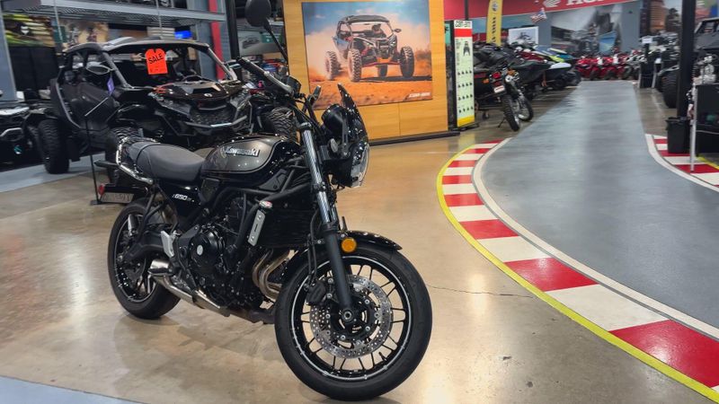 Used 2024 Kawasaki Z650 ABS Image 2