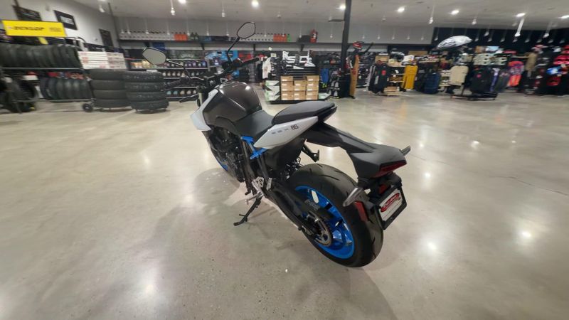 Used 2023 Suzuki GSX-8S  in a WHITE exterior color. Victorville Del Amo Motorsports 760-241-7387 delamomotorsportsofvictorville.com 