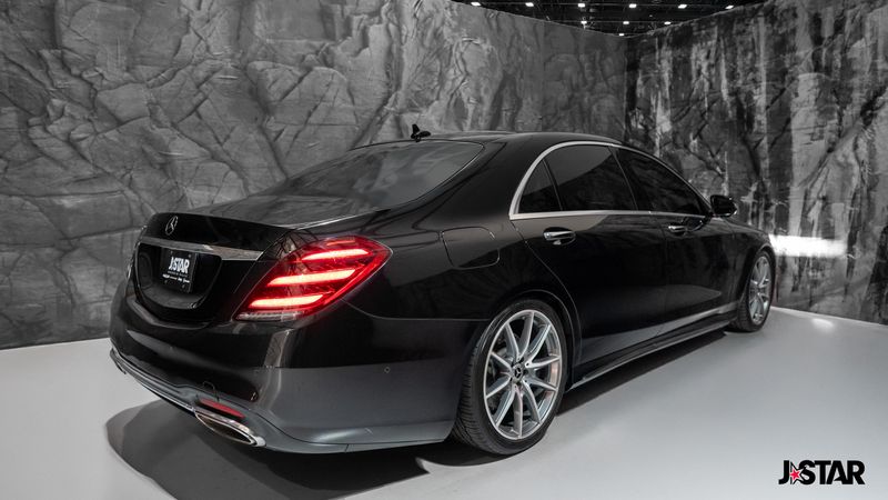 2019 Mercedes Benz S 560 photo 26