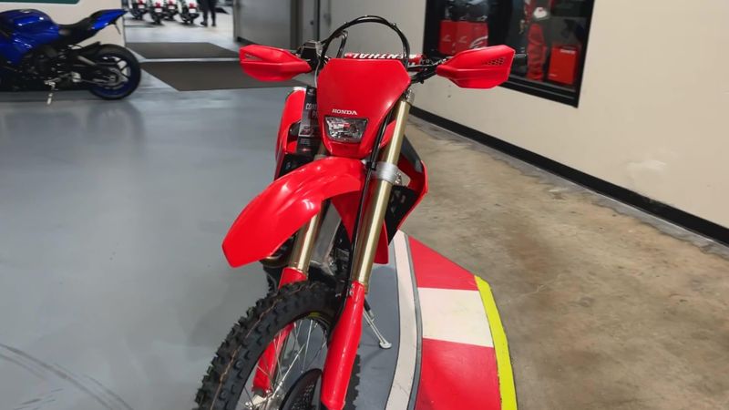 New 2025 Honda CRF450X Image 6