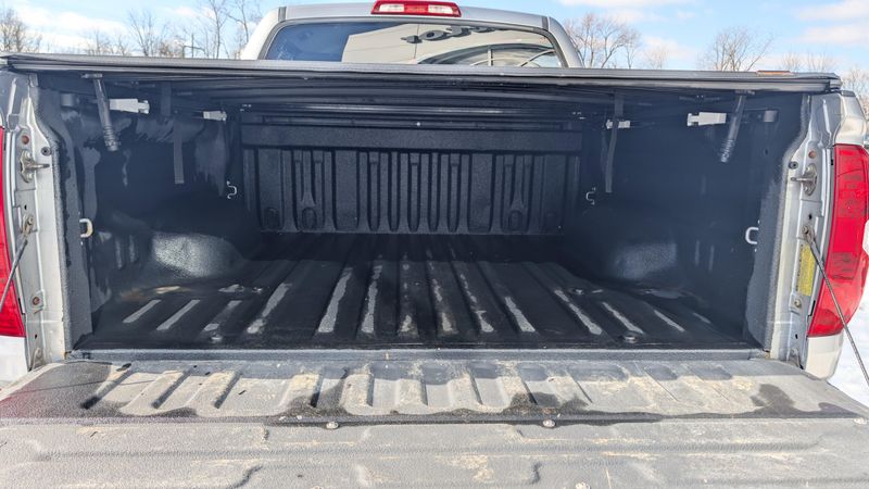 Used 2015 Toyota Tundra 4WD Truck Image 10