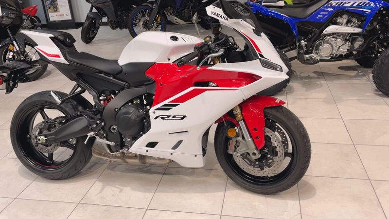 New 2025 Yamaha YZF-R9 Image 5