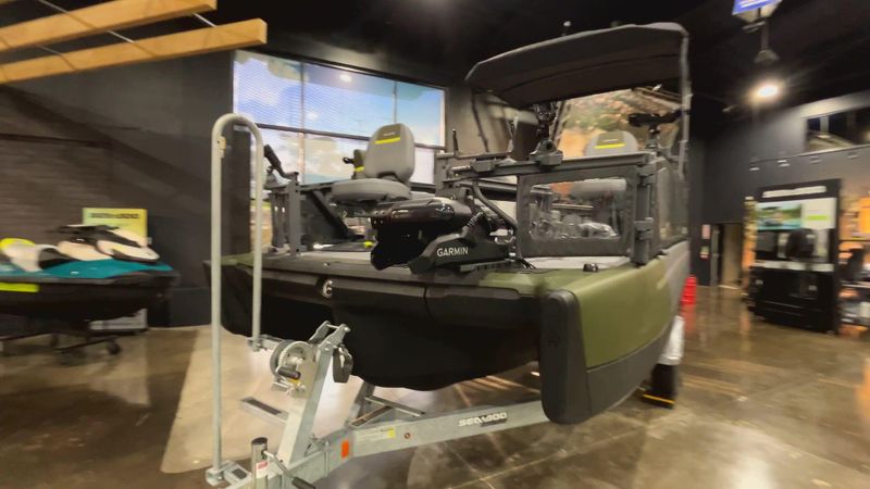 New 2025 Sea-Doo SWITCH FISH 21