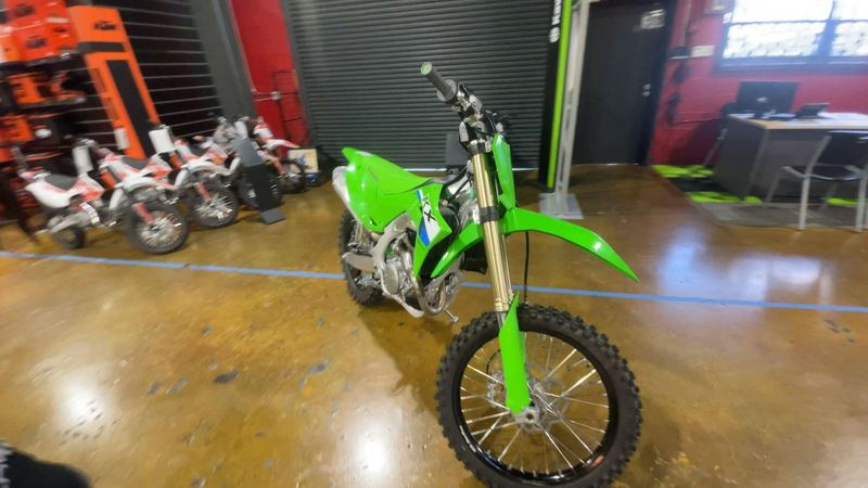 New 2027 Kawasaki KX250FX Image 2