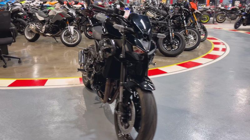Used 2025 Kawasaki Z900 ABS Image 7