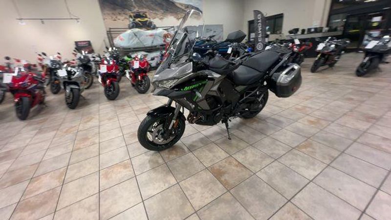 New 2025 Kawasaki VERSYS 1100 SE LT ABS Image 8