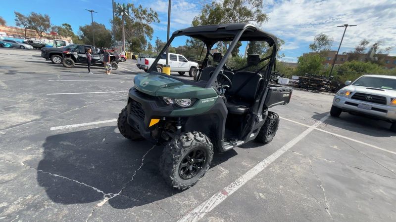 Used 2023 Can-Am DEFENDER DPS HD7 Image 4