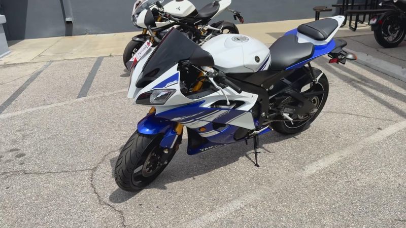 Used 2014 Yamaha YZF R6 Image 8