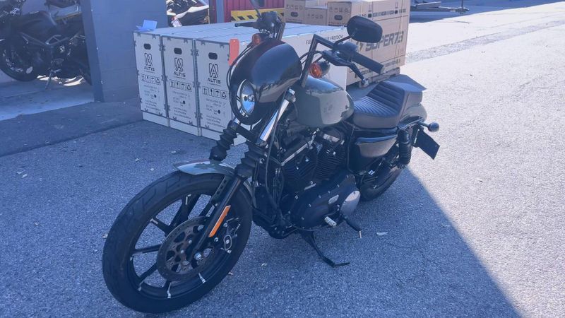 Used 2021 Harley-Davidson SPORTSTER IRON 883 Image 8