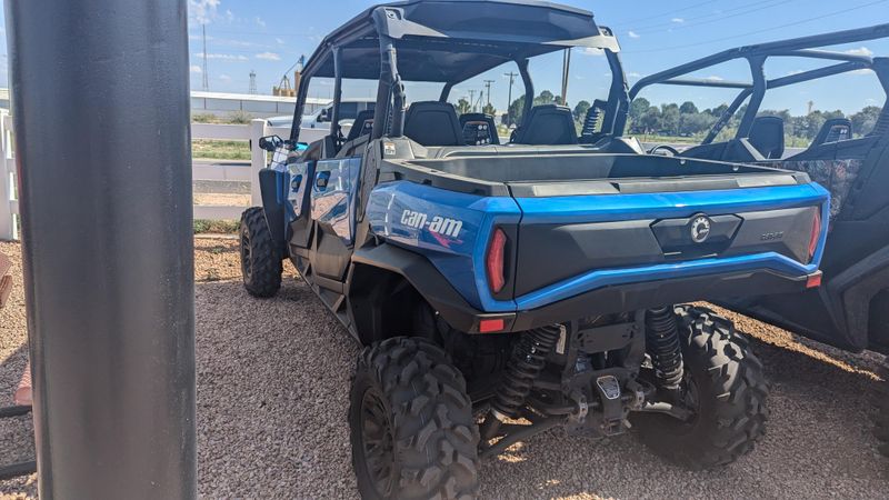 2023 Can-Am COMMANDER MAX XT 1000R DAZZLING BLUE Image 7