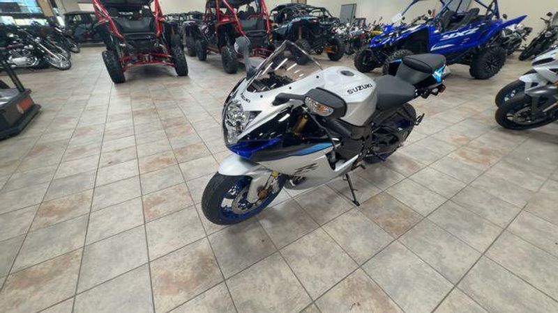 New 2026 Suzuki GSX-R750 Image 8