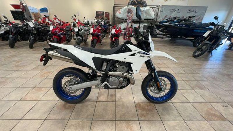 New 2025 Suzuki DR-Z4SM Image 5