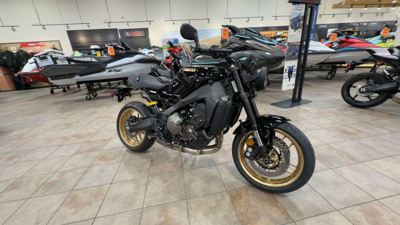 New 2026 Yamaha XSR900 Image 3