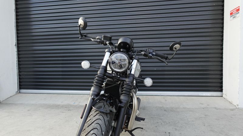 New 2025 Triumph Bonneville Bobber Base 