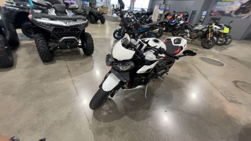 Used 2024 Triumph Street Triple 765 R Image 4